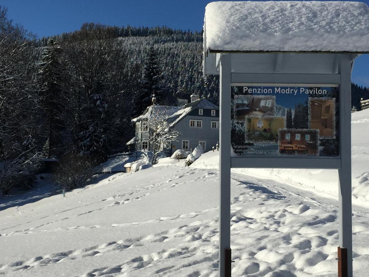 Penzion Modry Pavilon Dolní Malá Úpa エクステリア 写真