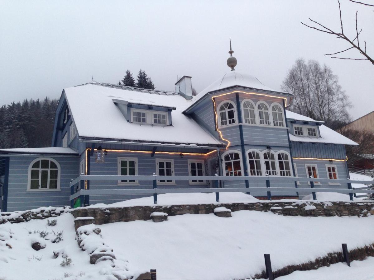 Penzion Modry Pavilon Dolní Malá Úpa エクステリア 写真